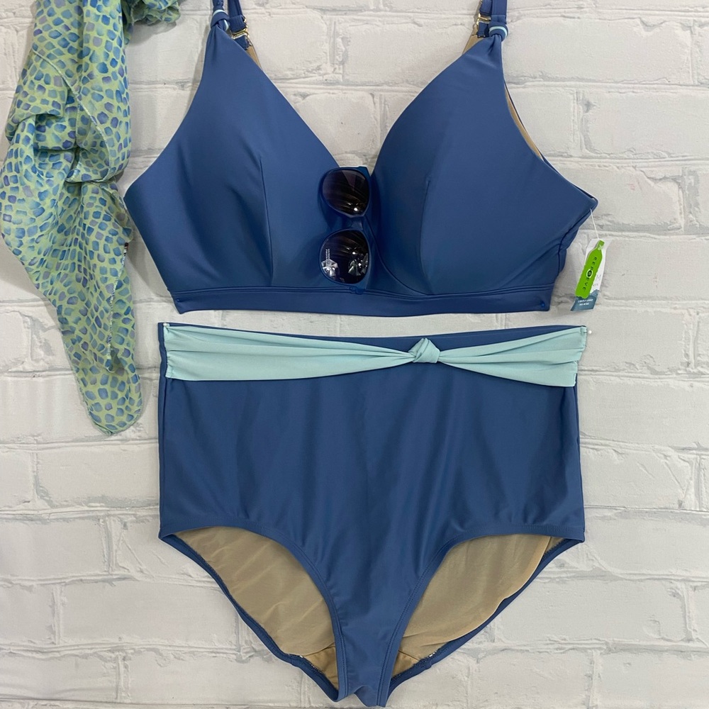 NWT Plus Size Two Piece